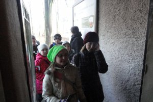 Wizyta dzieci w muzeum lekcje historii 2 